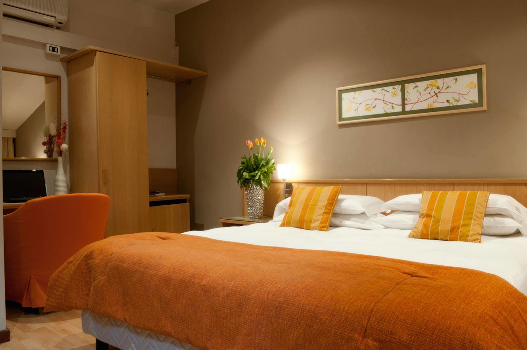 Hotel Due Pini Formigine Εξωτερικό φωτογραφία
